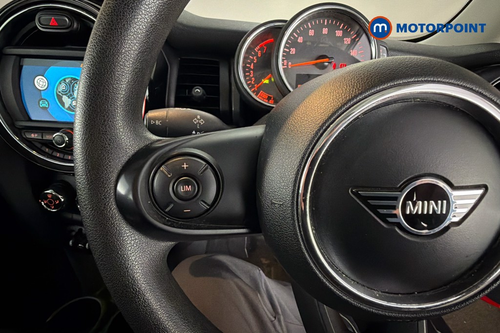 Mini Hatchback Cooper Classic Manual Petrol Hatchback - Stock Number (1612184) - 3rd supplementary image
