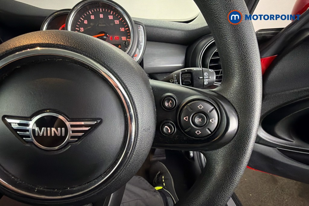 Mini Hatchback Cooper Classic Manual Petrol Hatchback - Stock Number (1612184) - 4th supplementary image