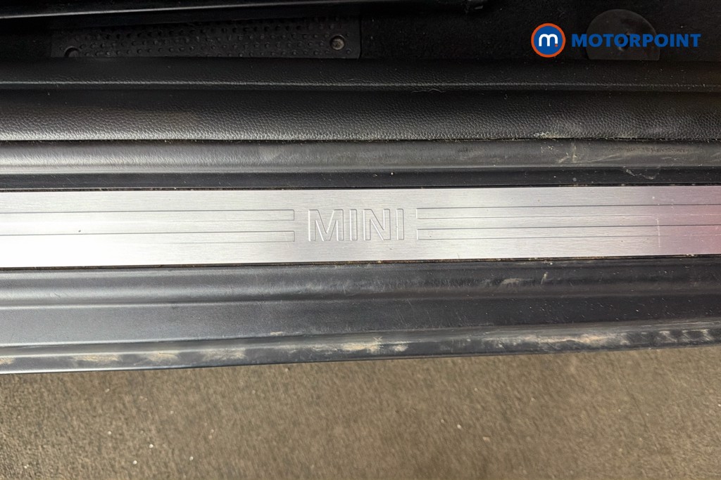 Mini Hatchback Cooper Classic Manual Petrol Hatchback - Stock Number (1612184) - 27th supplementary image