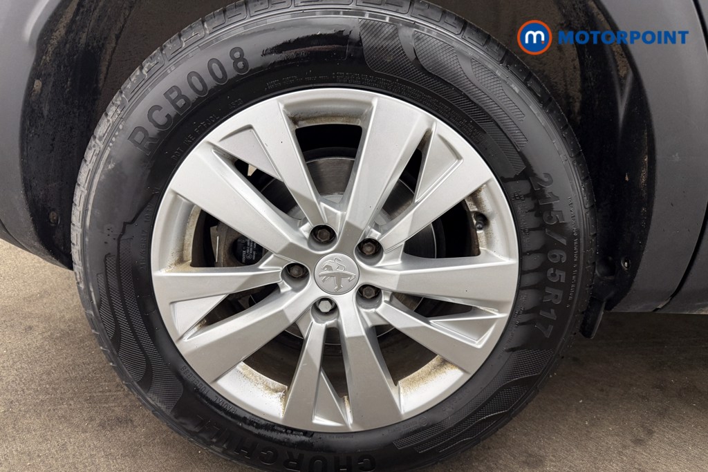 Peugeot 3008 Active Premium Manual Petrol SUV - Stock Number (1614902) - 2nd supplementary image