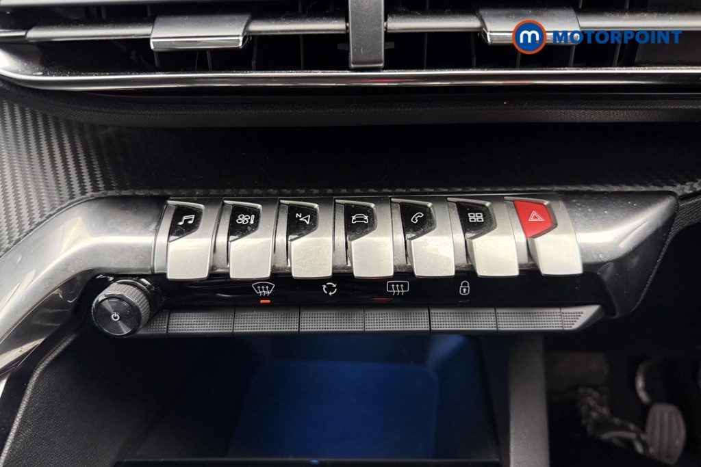 Peugeot 3008 Active Premium Manual Petrol SUV - Stock Number (1614902) - 17th supplementary image