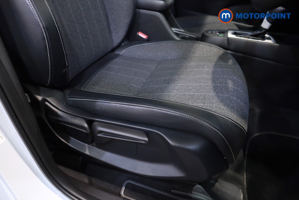 Honda Jazz SR Automatic Petrol-Electric Hybrid Hatchback - Stock Number (1615224) - 6th supplementary image