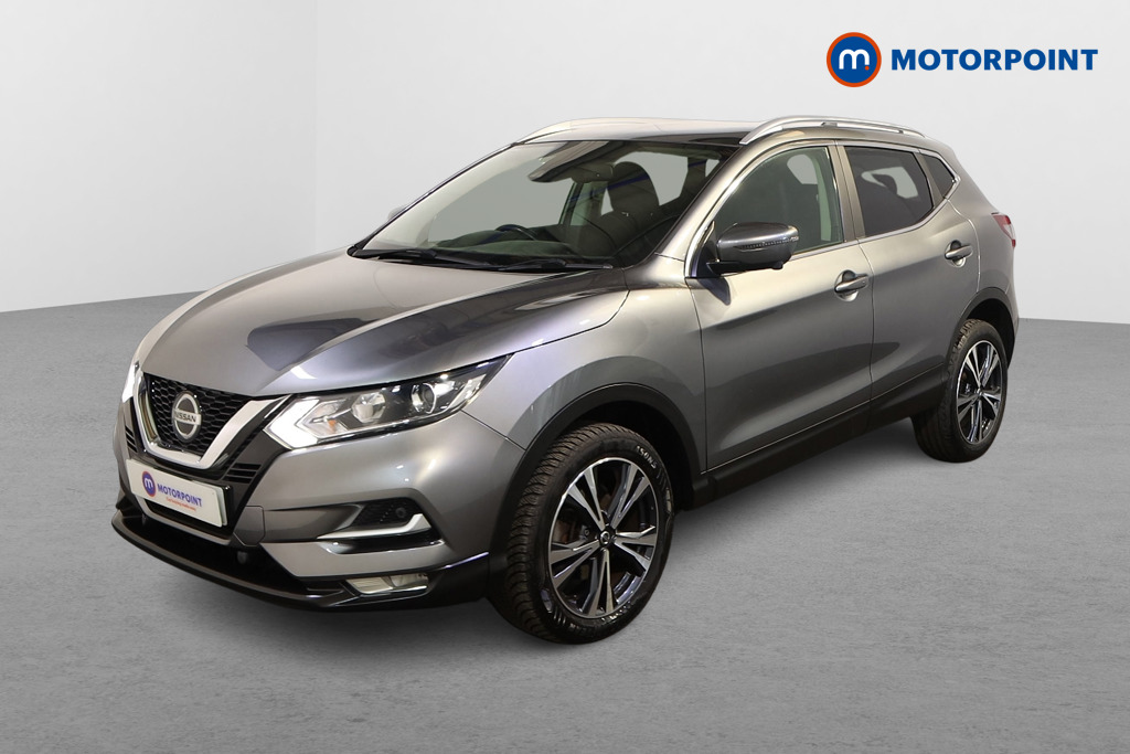 Nissan Qashqai N-Connecta Manual Petrol SUV - Stock Number (1615785) - Passenger side front corner