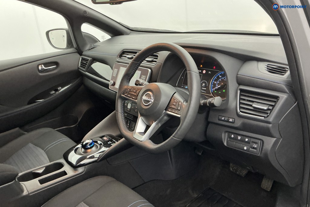 Nissan Leaf N-Connecta Automatic Electric Hatchback - Stock Number (1616096) - 9th supplementary image