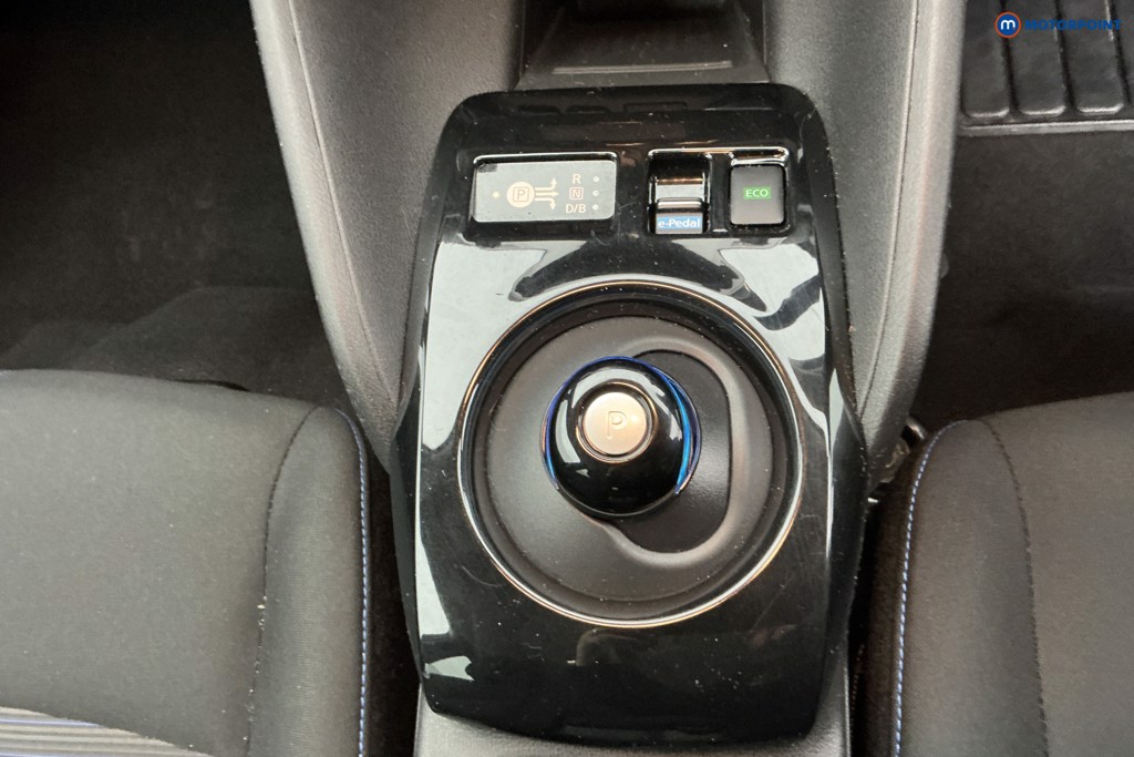 Nissan Leaf N-Connecta Automatic Electric Hatchback - Stock Number (1616096) - 18th supplementary image