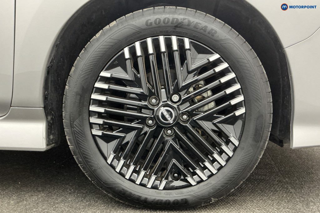 Nissan Leaf N-Connecta Automatic Electric Hatchback - Stock Number (1616096) - 36th supplementary image