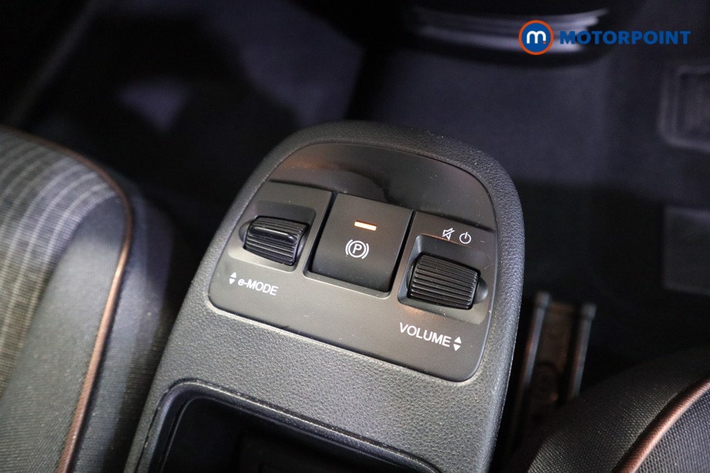 Fiat 500 Icon Automatic Electric Hatchback - Stock Number (1616579) - 9th supplementary image