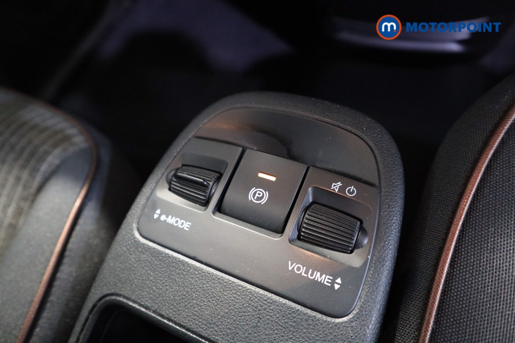 Fiat 500 Icon Automatic Electric Hatchback - Stock Number (1616579) - 31st supplementary image