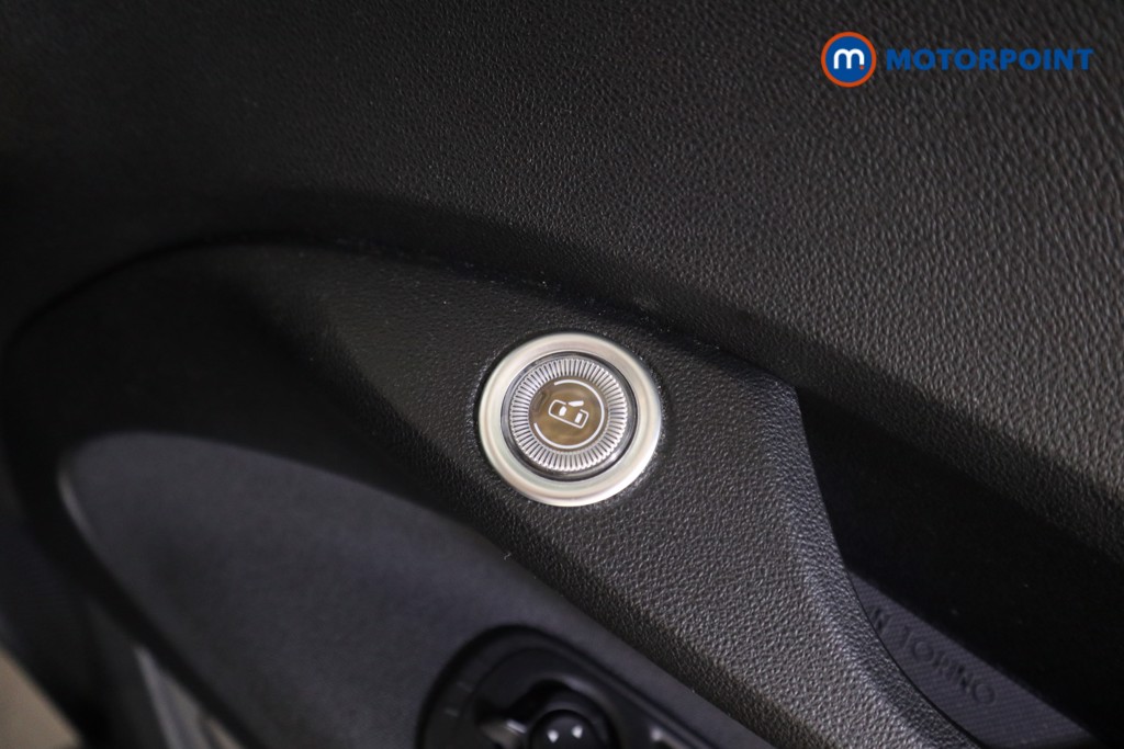 Fiat 500 Icon Automatic Electric Hatchback - Stock Number (1616579) - 47th supplementary image