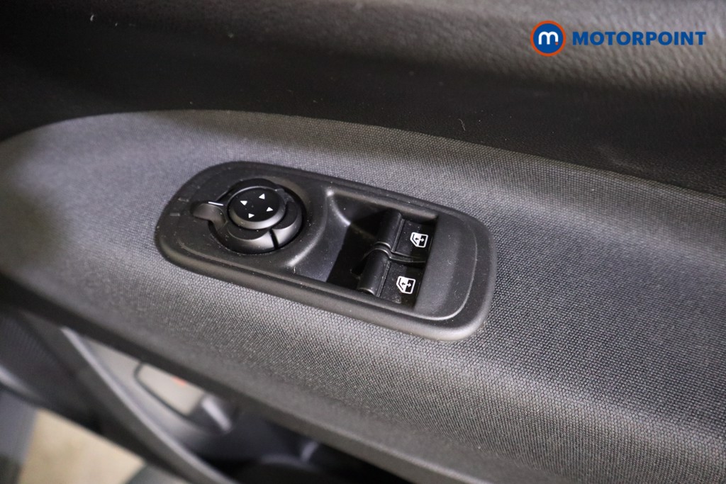 Fiat 500 Icon Automatic Electric Hatchback - Stock Number (1616579) - 48th supplementary image