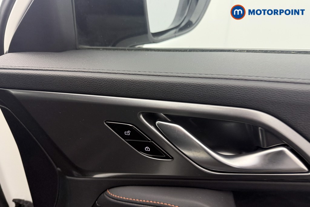 Mg Motor Uk HS Trophy Automatic Petrol-Electric Hybrid SUV - Stock Number (1616900) - 10th supplementary image