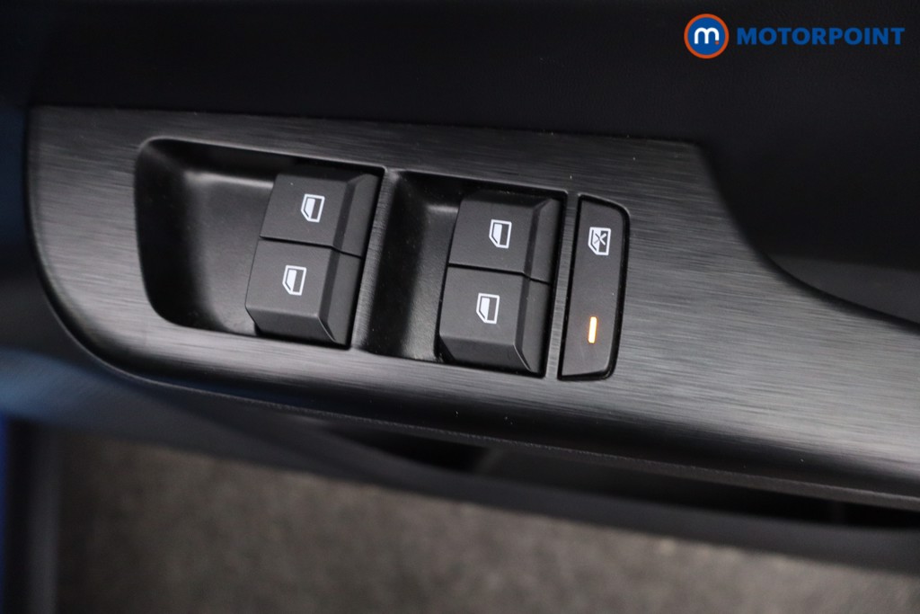 Mg Motor Uk ZS Trophy Automatic Petrol-Electric Hybrid SUV - Stock Number (1617059) - 19th supplementary image