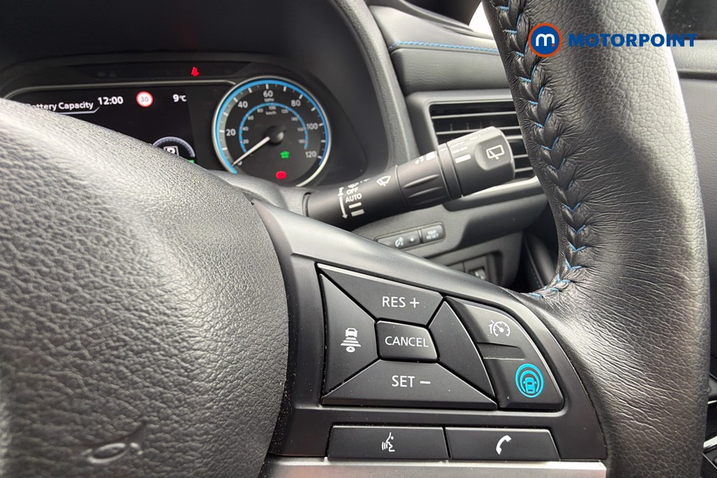 Nissan Leaf Tekna Automatic Electric Hatchback - Stock Number (1617816) - 4th supplementary image