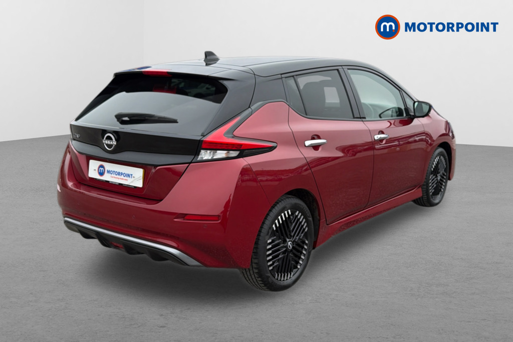 Nissan Leaf Tekna Automatic Electric Hatchback - Stock Number (1617816) - Drivers side rear corner