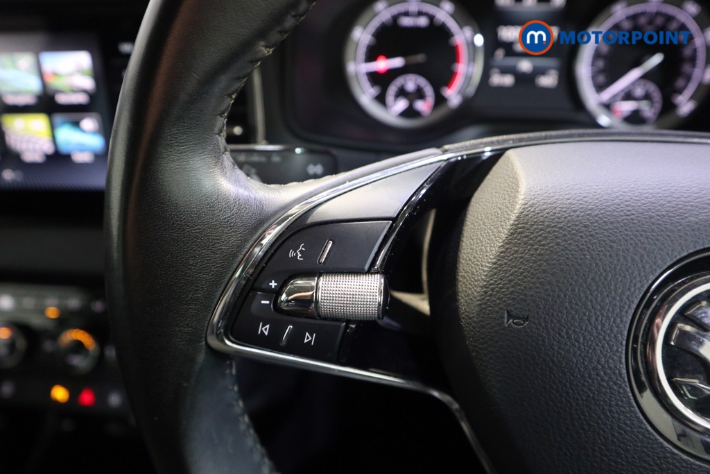 Skoda Karoq Se L Manual Petrol SUV - Stock Number (1619257) - 3rd supplementary image