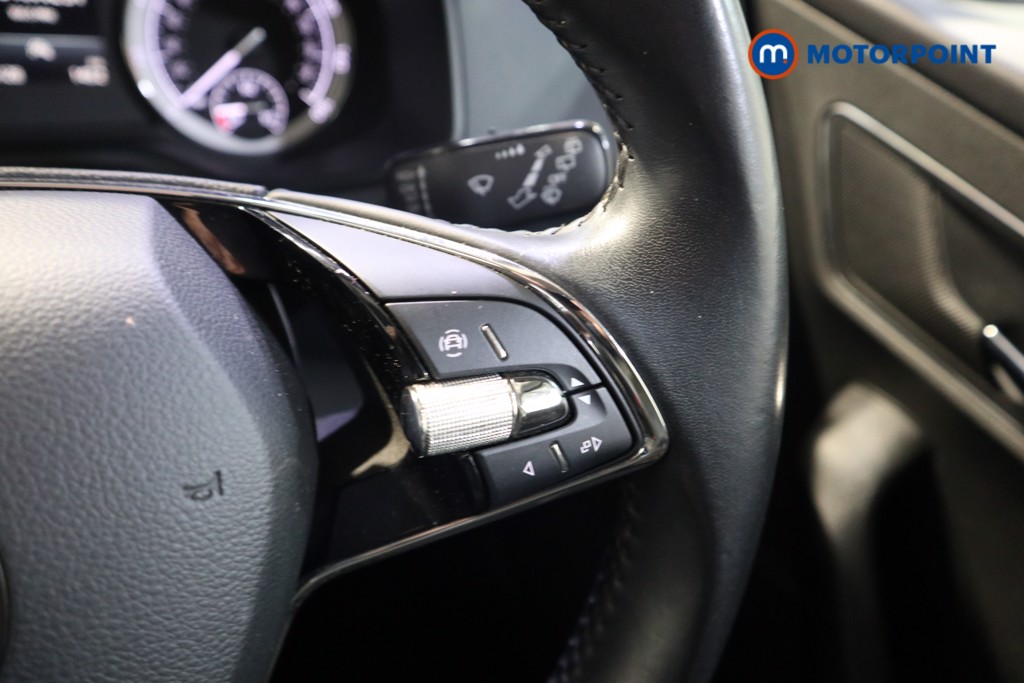 Skoda Karoq Se L Manual Petrol SUV - Stock Number (1619257) - 4th supplementary image