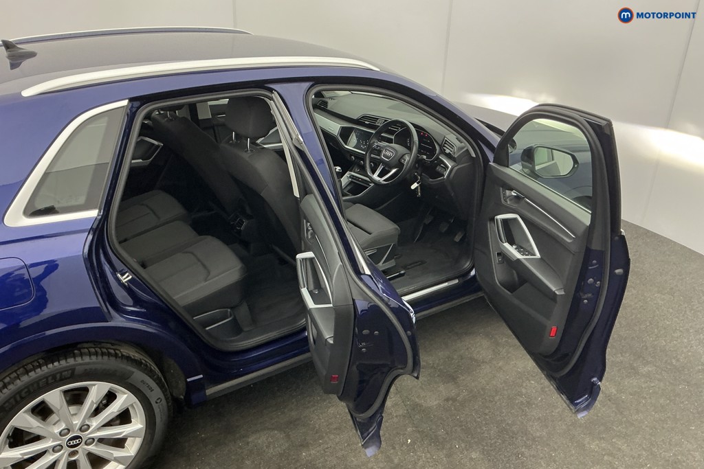 Audi Q3 Sport Manual Petrol SUV - Stock Number (1619769) - 5th supplementary image