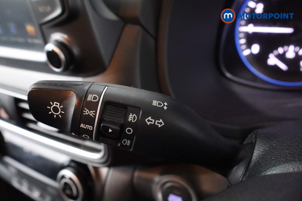 Hyundai Kona Premium Se Manual Petrol SUV - Stock Number (1620302) - 14th supplementary image