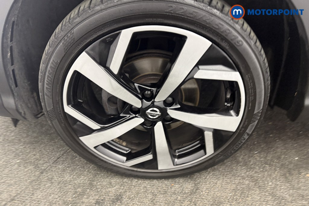 Nissan Qashqai Tekna Manual Petrol SUV - Stock Number (1620432) - 29th supplementary image