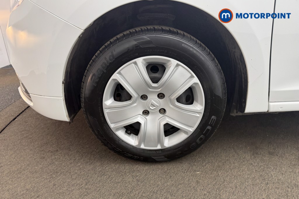 Dacia Sandero Comfort Manual Petrol Hatchback - Stock Number (1620567) - 29th supplementary image