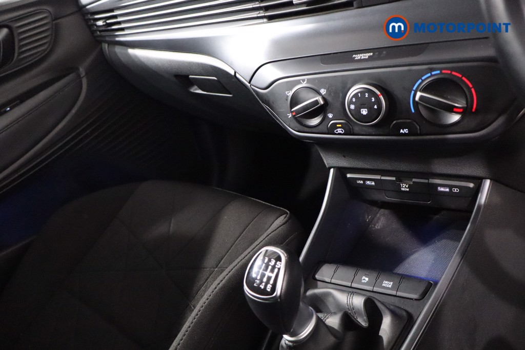 Hyundai Bayon Se Connect Manual Petrol SUV - Stock Number (1621045) - 17th supplementary image