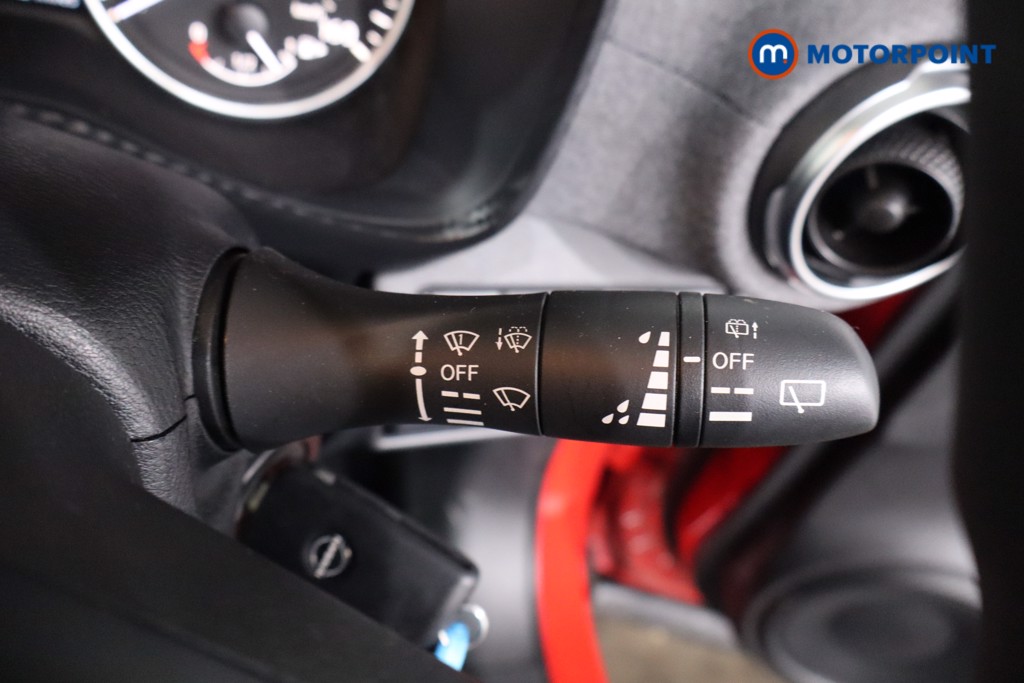 Nissan Juke Acenta Premium Manual Petrol SUV - Stock Number (1621204) - 15th supplementary image