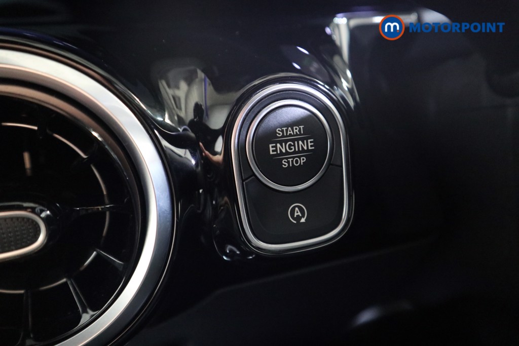 Mercedes-Benz GLA Sport Edition Automatic Petrol SUV - Stock Number (1621386) - 7th supplementary image