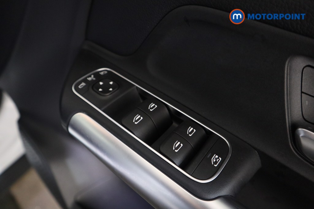 Mercedes-Benz GLA Sport Edition Automatic Petrol SUV - Stock Number (1621386) - 13th supplementary image