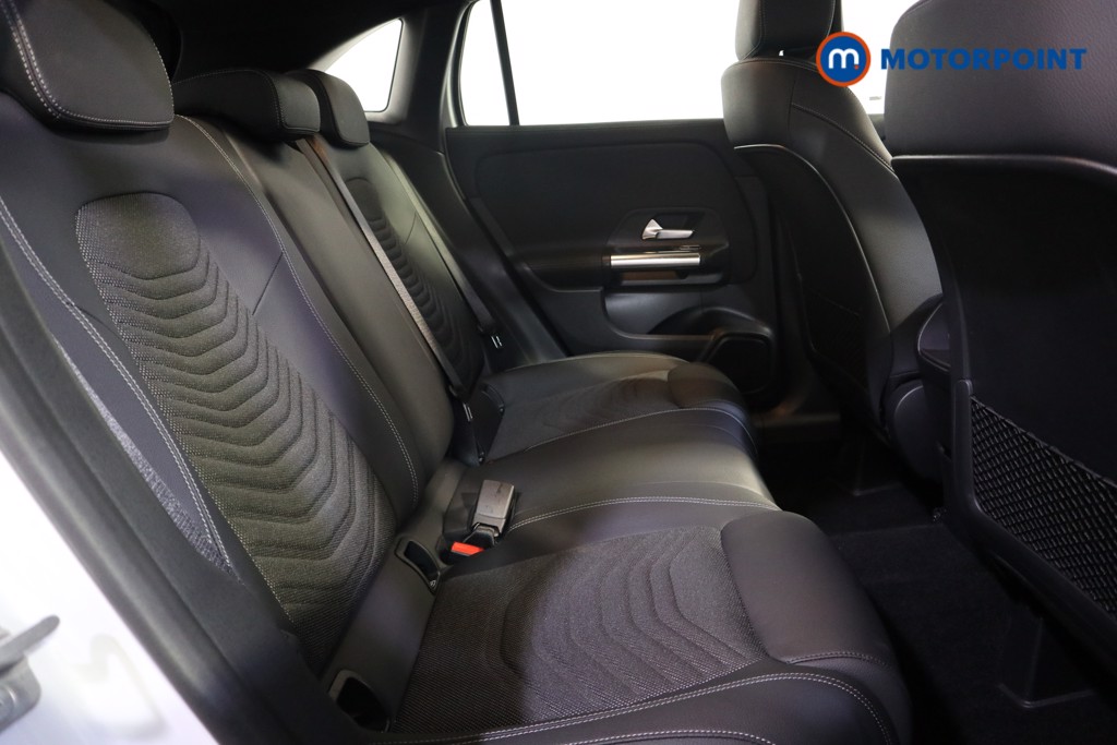 Mercedes-Benz GLA Sport Edition Automatic Petrol SUV - Stock Number (1621386) - 19th supplementary image