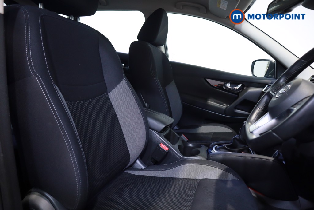 Nissan Qashqai Acenta Premium Automatic Diesel SUV - Stock Number (1621452) - 7th supplementary image