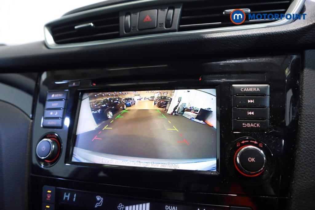 Nissan Qashqai Acenta Premium Automatic Diesel SUV - Stock Number (1621452) - 14th supplementary image