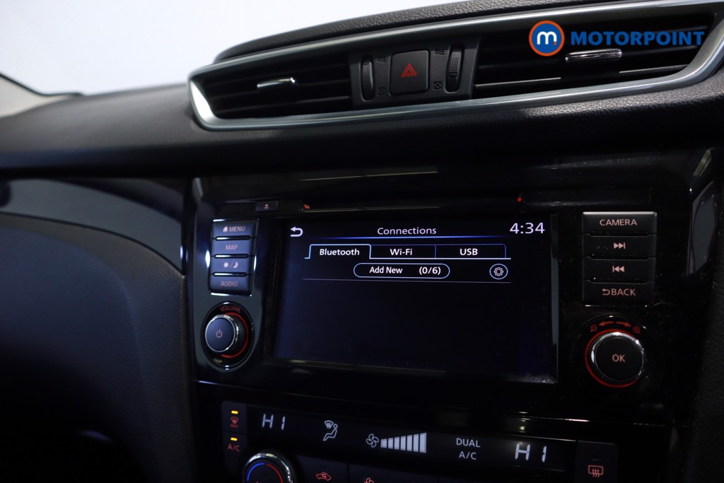 Nissan Qashqai Acenta Premium Automatic Diesel SUV - Stock Number (1621452) - 15th supplementary image