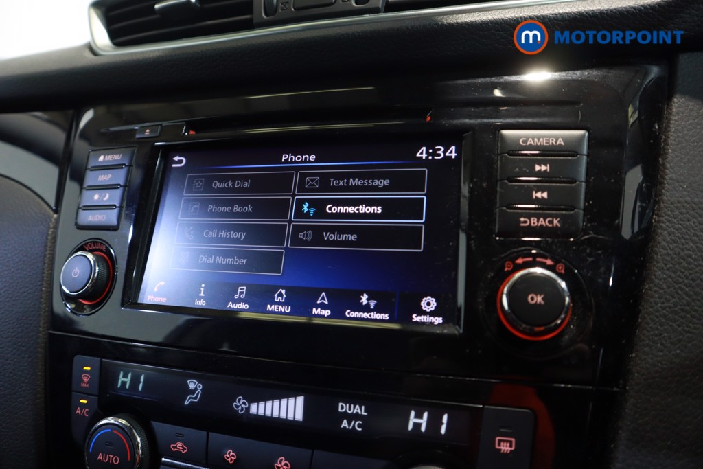 Nissan Qashqai Acenta Premium Automatic Diesel SUV - Stock Number (1621452) - 17th supplementary image