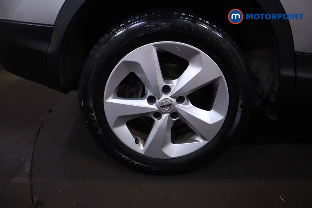 Nissan Qashqai Acenta Premium Automatic Diesel SUV - Stock Number (1621452) - 31st supplementary image