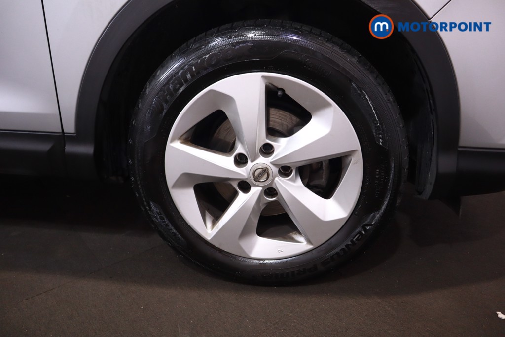 Nissan Qashqai Acenta Premium Automatic Diesel SUV - Stock Number (1621452) - 32nd supplementary image