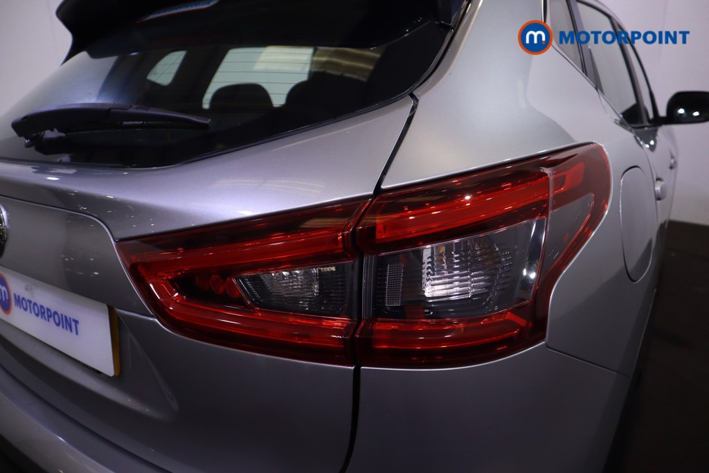 Nissan Qashqai Acenta Premium Automatic Diesel SUV - Stock Number (1621452) - 34th supplementary image