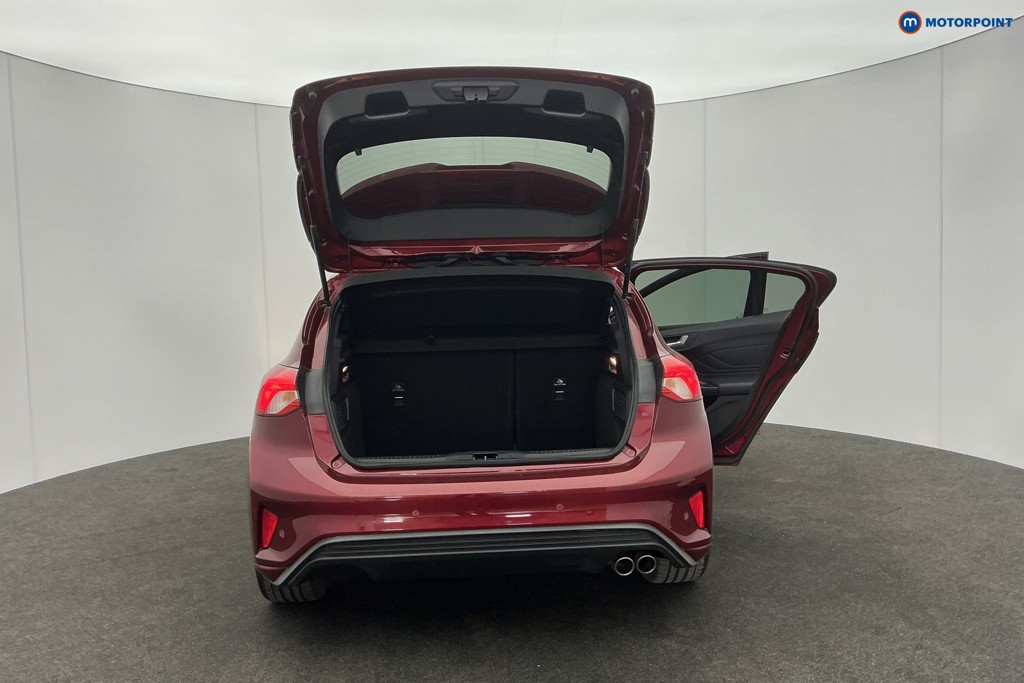 Ford Focus St-Line X Automatic Diesel Hatchback - Stock Number (1621593) - 4th supplementary image