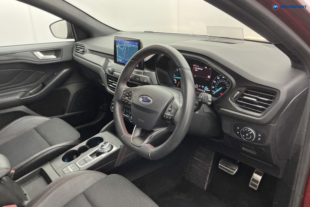 Ford Focus St-Line X Automatic Diesel Hatchback - Stock Number (1621593) - 9th supplementary image
