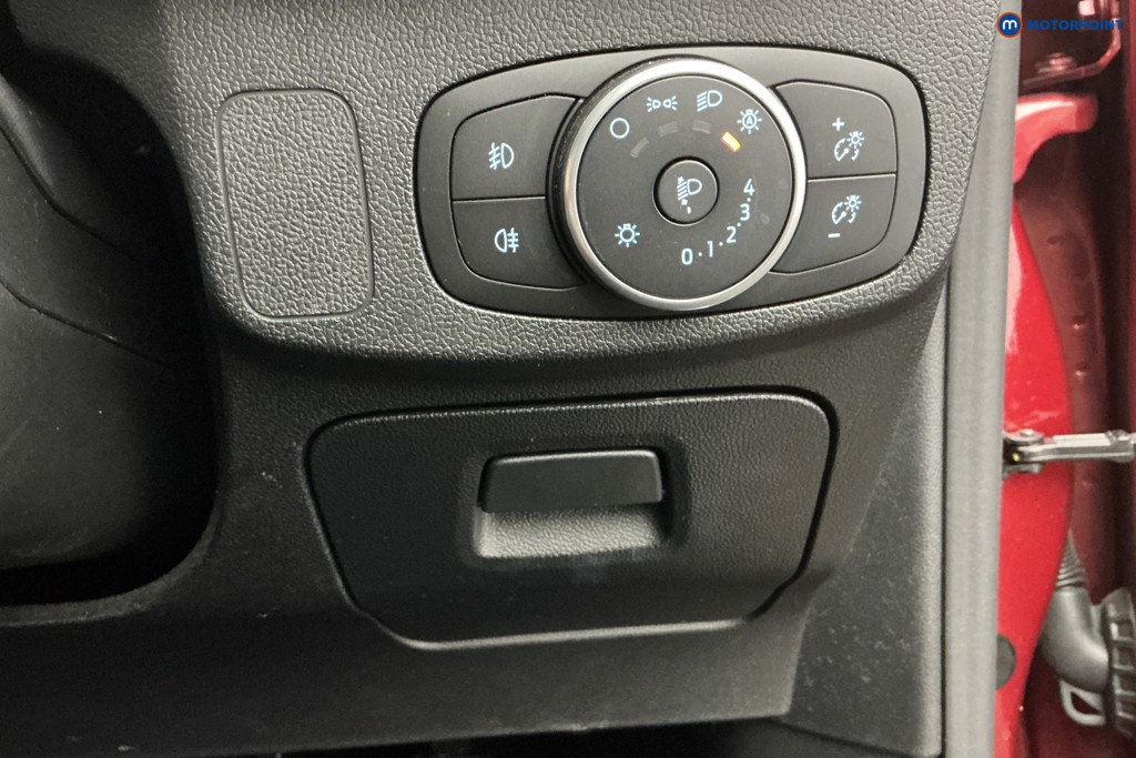 Ford Focus St-Line X Automatic Diesel Hatchback - Stock Number (1621593) - 24th supplementary image