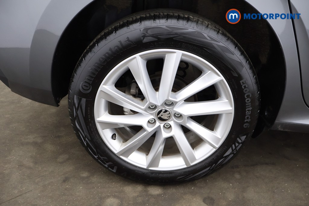 Skoda Kamiq SE Manual Petrol SUV - Stock Number (1622000) - 16th supplementary image