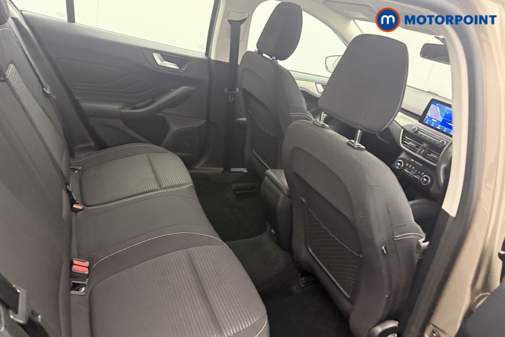 Ford Focus Titanium Manual Petrol Hatchback - Stock Number (1622536) - 4th supplementary image