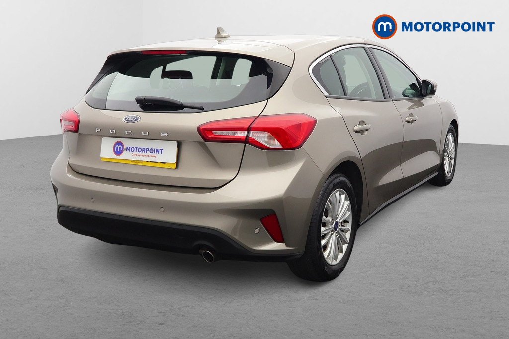 Ford Focus Titanium Manual Petrol Hatchback - Stock Number (1622536) - Drivers side rear corner