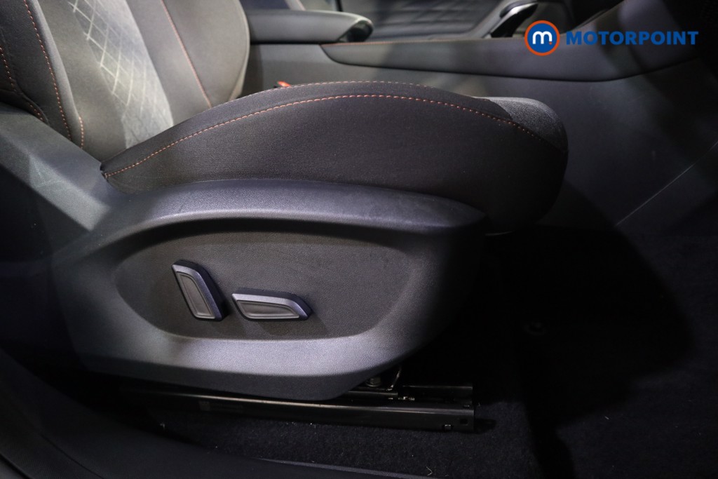 Mg Motor Uk HS SE Automatic Petrol-Electric Hybrid SUV - Stock Number (1622991) - 14th supplementary image