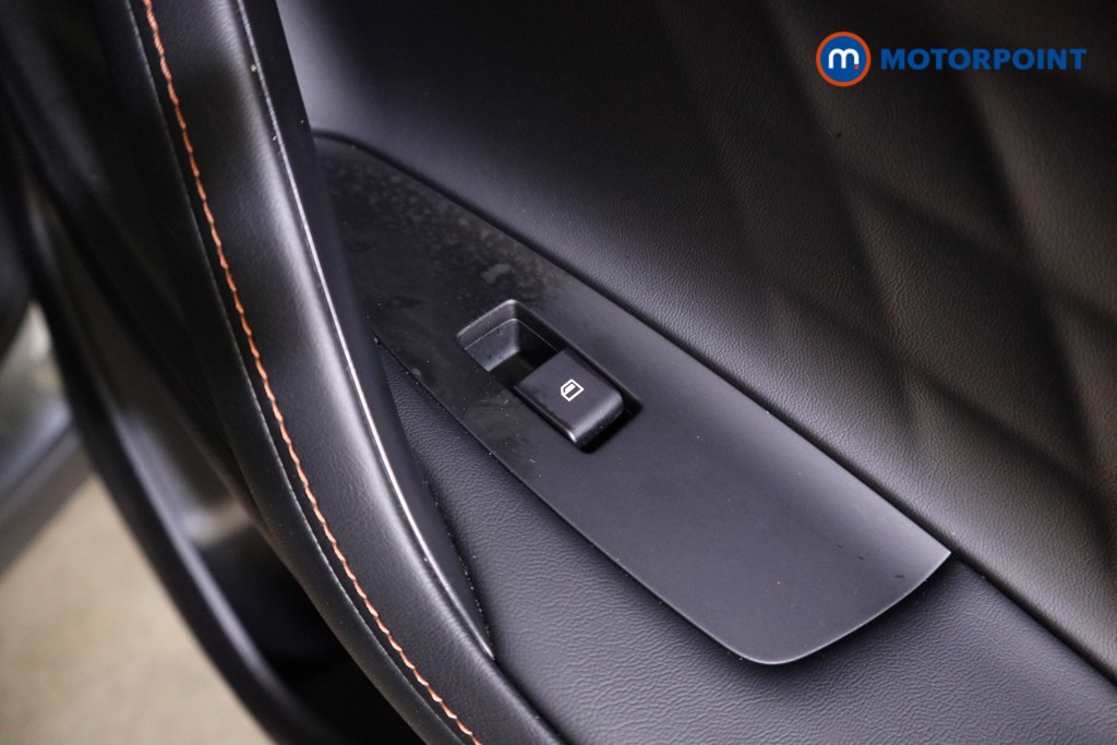 Mg Motor Uk HS SE Automatic Petrol-Electric Hybrid SUV - Stock Number (1622991) - 19th supplementary image