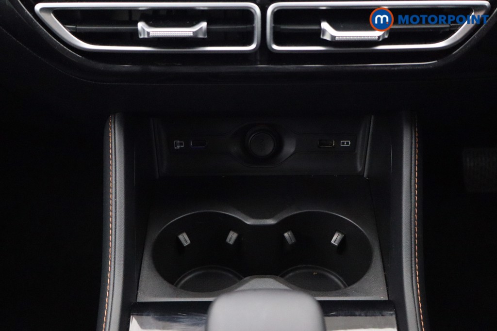 Mg Motor Uk HS SE Automatic Petrol-Electric Hybrid SUV - Stock Number (1623009) - 4th supplementary image