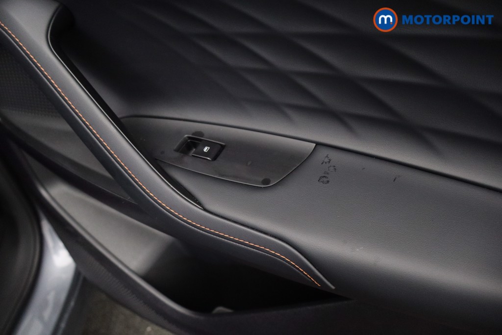 Mg Motor Uk HS SE Automatic Petrol-Electric Hybrid SUV - Stock Number (1623009) - 23rd supplementary image