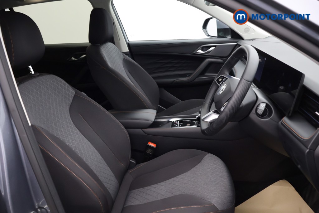 Mg Motor Uk HS SE Automatic Petrol-Electric Hybrid SUV - Stock Number (1623013) - 13th supplementary image