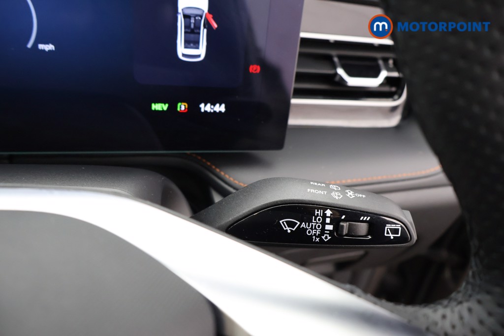 Mg Motor Uk HS SE Automatic Petrol-Electric Hybrid SUV - Stock Number (1623059) - 6th supplementary image