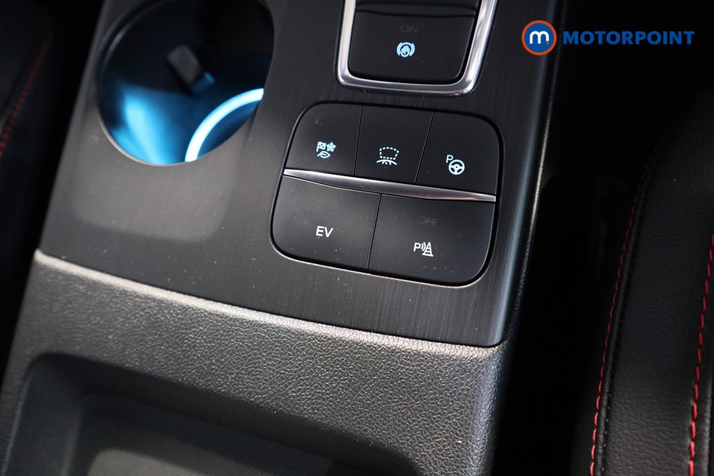 Ford Kuga Black Package Edition Automatic Petrol Plug-In Hybrid SUV - Stock Number (1623501) - 11th supplementary image