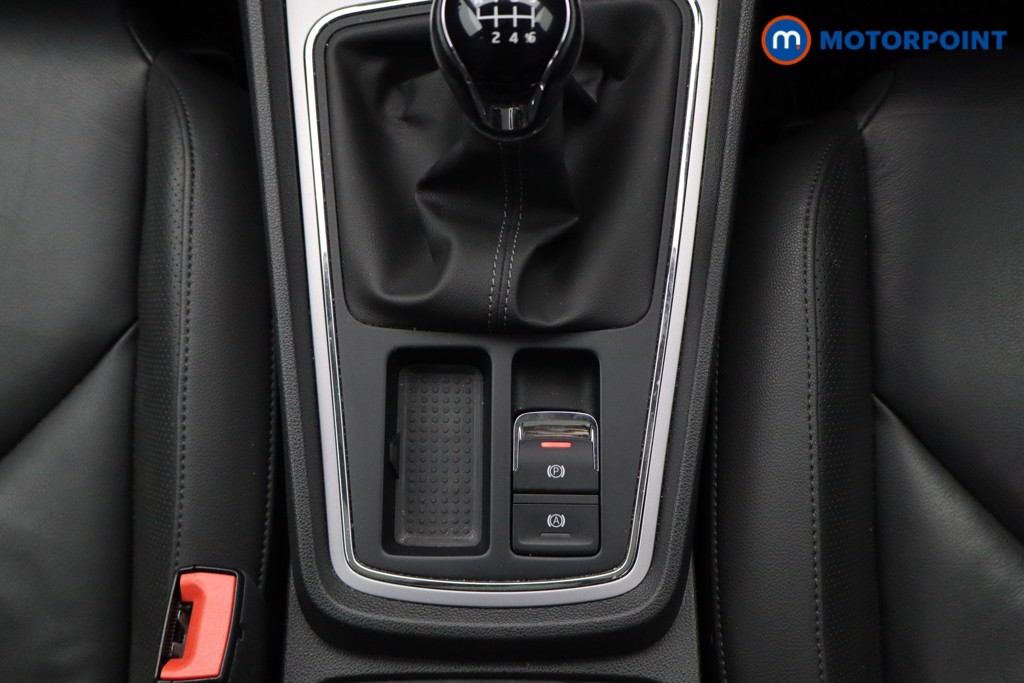 Seat Leon Xcellence Technology Manual Petrol Hatchback - Stock Number (1623868) - 5th supplementary image